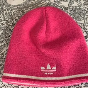 Adidas revisable woman  hat